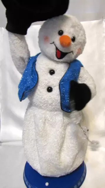 2002 Gemmy Snowflake Spinning Snowman Singing Dancing Snow Miser Works