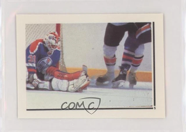 1987-88 O-Pee-Chee Album Stickers Grant Fuhr #5 HOF
