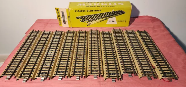 Marklin 5106 HO scale PACK OF TEN STRAIGHT 3-RAIL TRACK SECTIONS - pre-owned