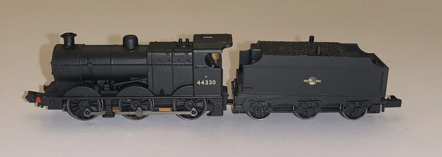 GRAHAM FARISH (372-054) Class 4F 0-6-0 '44330' in BR Black - DCC ...