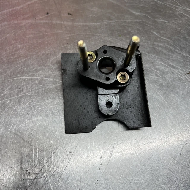 STIHL HS 80 Hedge Trimmer Intake Manifold With Screws. £5.69 PicClick UK