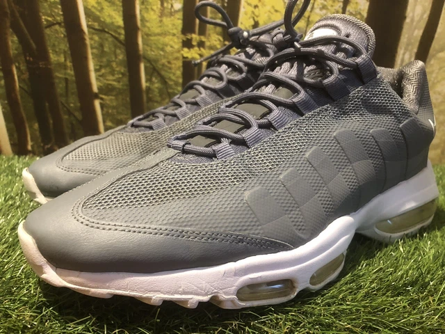 Air max 95 2025 ultra essential trainer