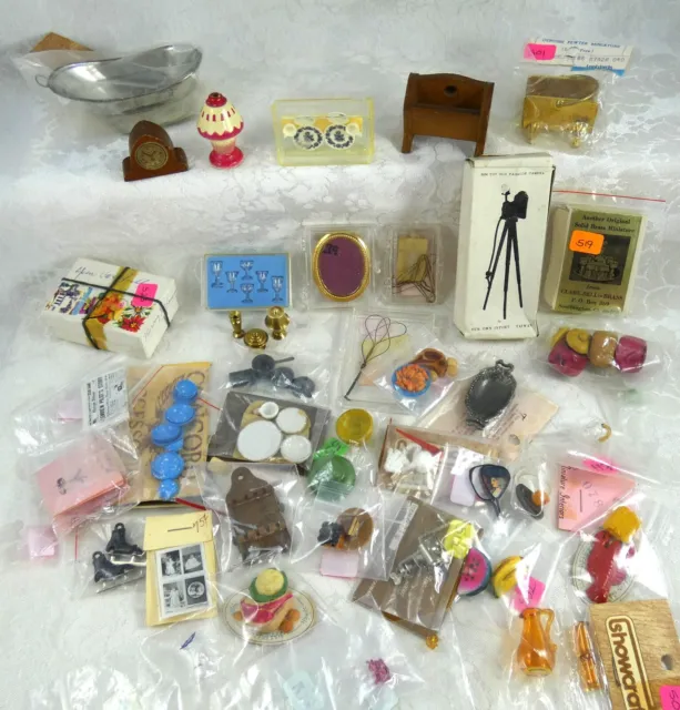 assortment of NOS/used dollhouse/miniature decor, food, accessories