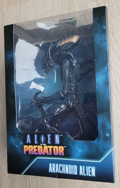 NECA ALIENS VS. PREDATOR Arachnoid ALIEN Giger Facehugger Xenomorph ...