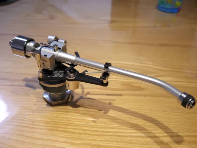 SAEC WE-407/23 tonearm