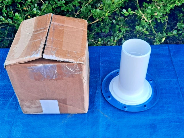 Jones Stephens Closet Flange with Long Barrel and Metal Ring PVC 3" C50304