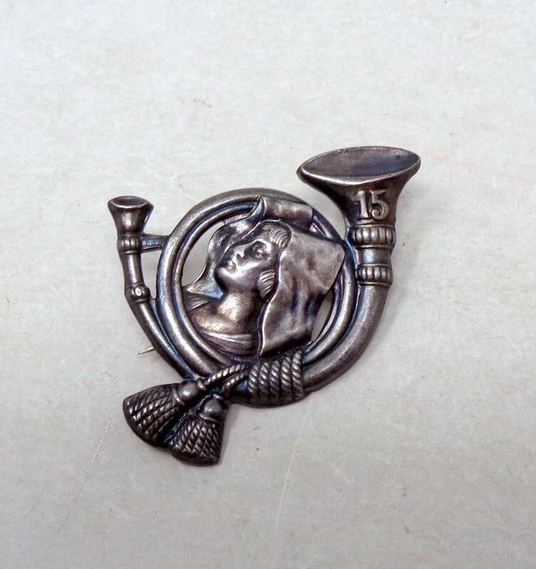 SUPERBE BROCHE ANCIENNE en métal - Décor de salamandre - 1920's Art