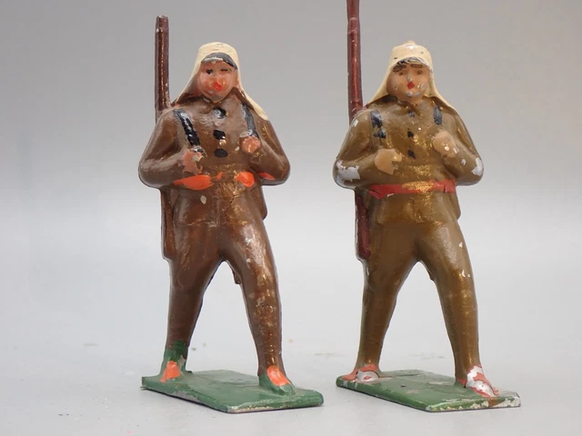 Soldats de plomb de marque CBG Mignot lot de 16 pièces - Collection