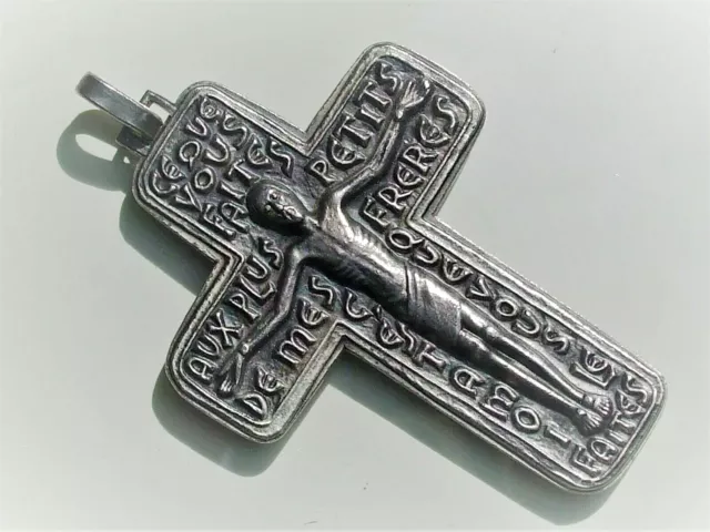 BELLE & GRANDE CROIX / PENDENTIF / ANCIENNE en BRONZE Argenté / Ht 8cm / 60grs !