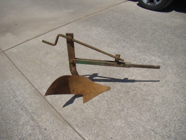 Vintage Bolens Moldboard PLOW Type No. F21601 for Garden Tractor USA MADE.