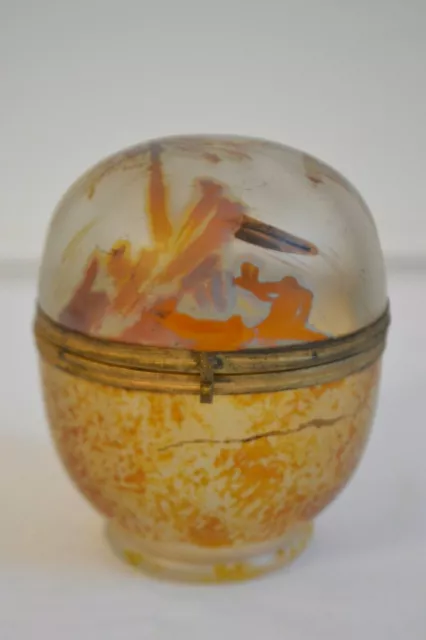 Ancienne boîte à bijoux en verre bombé émaillé XIXème - Décor paysage d'hiver