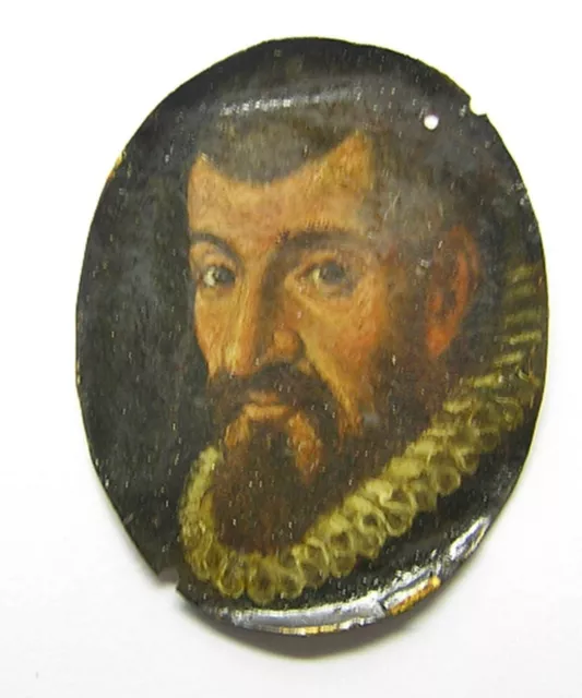 Late 16th - early 17th century Portrait miniature of a Tudor period gentleman