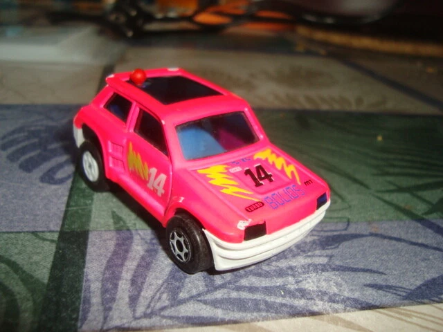 MAJORETTE MOTOR RENAULT 5 rose r5 ne fonctionne pas EUR 5,00 - PicClick FR