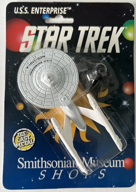 SMITHSONIAN MUSEUM STAR TREK USS ENTERPRISE DIE CAST MODEL - New By ERTL 1991