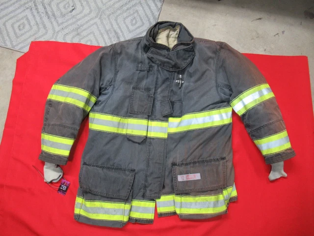 MFG 2016 GLOBE GXTREME 44 x 32 Firefighter Turnout Bunker JACKET FIRE COAT BLACK