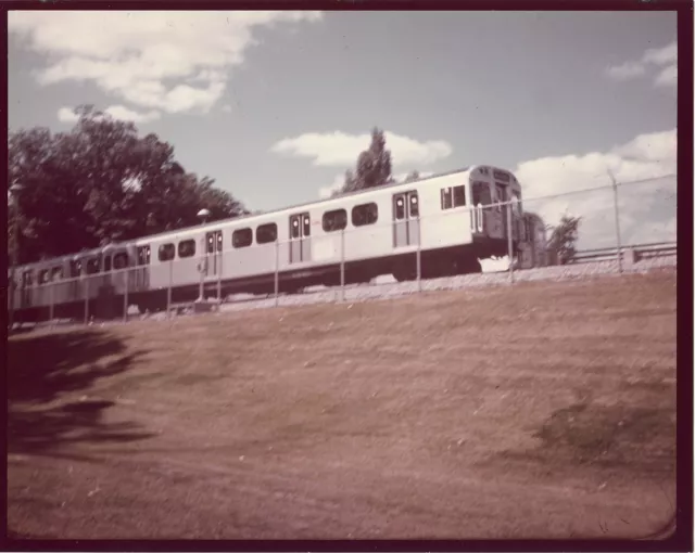 6BB619 RP 1970s? GO TRANSIT TORONTO HAWKER SIDDELY SUBWAY BLOOR LINE @ ISLINGTON