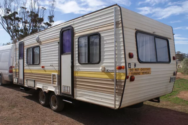 Caravan 22' ADVANCE Ensuit, washing machine, full Annex, 2 Fridges...