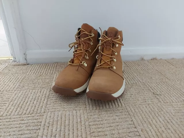 Timberlands Boots Boys Size 5