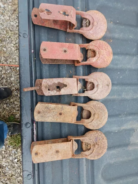 Lot Of 5 Antique Cast Iron Safety Barn Door Hangers Ashland Oh