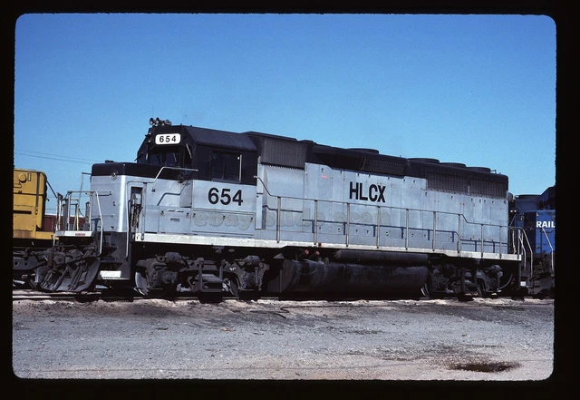 ORIGINAL SLIDE - HLCX Helm Leasing 654 GP40 ex-NYC Amtrak scheme ...