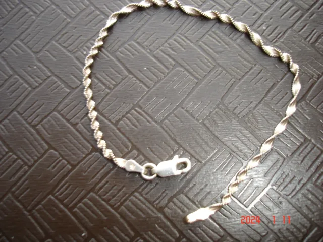 Cute & Dainty 2mm Italy Twisted Herringbone Design Chain 925 Silver Bracelet