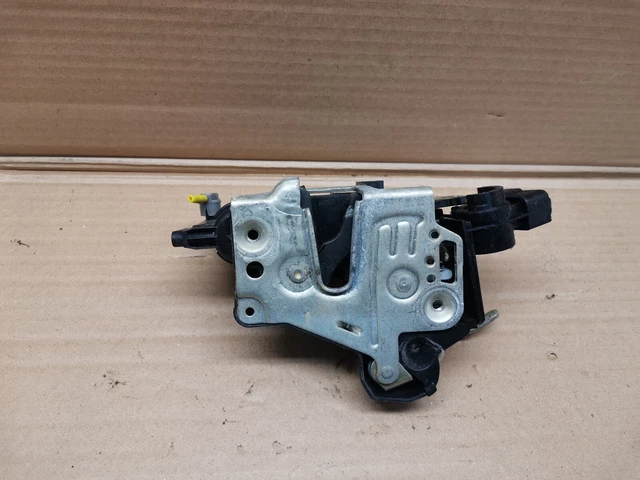 Serrure De Porte Avant Droite Pour Mercedes W204 Classe E & W211 - Numéro OE 2047201635 | Neuf D'origine