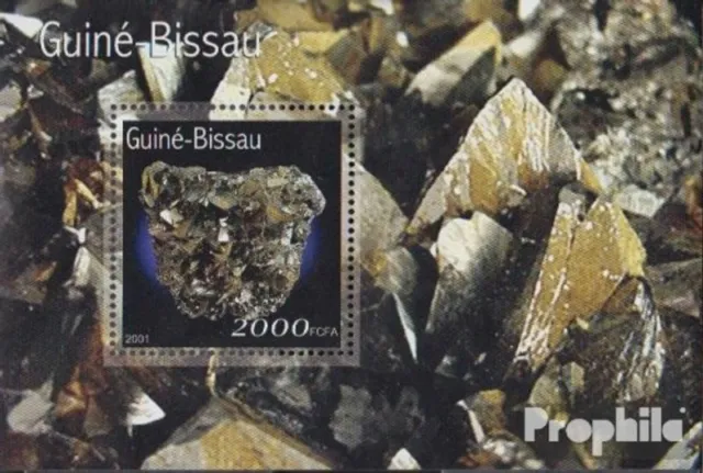 Guinea-Bissau Bloque 332 nuevo con goma original 2001 minerales