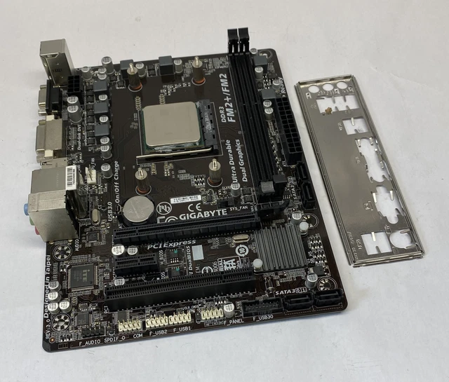 GIGABYTE GA-F2A88XM-DS2 REV. 3.0 Socket FM2 / FM2b DDR3 Motherboard - View #4