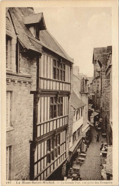 CPA Le Mont-St-MICHEL-La Grande Rue view taken from the Ramparts (27193)