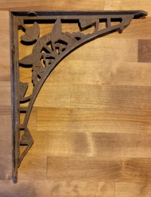 Antique Victorian Eastlake Single Cast Iron Shelf Bracket Architectural Salvage