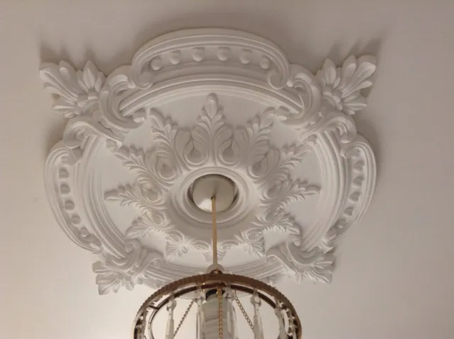 Large Beautiful Ornate white Ceiling rose Home Decor Victorian Medallion 72c CR7