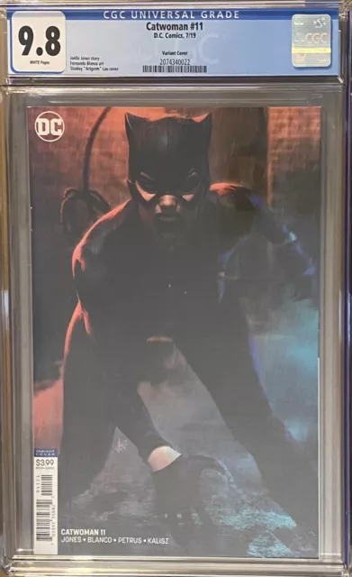 Catwoman #11 DC Comics | CGC 9.8 | 7/19 Newton Rings White Pages Artgerm Variant
