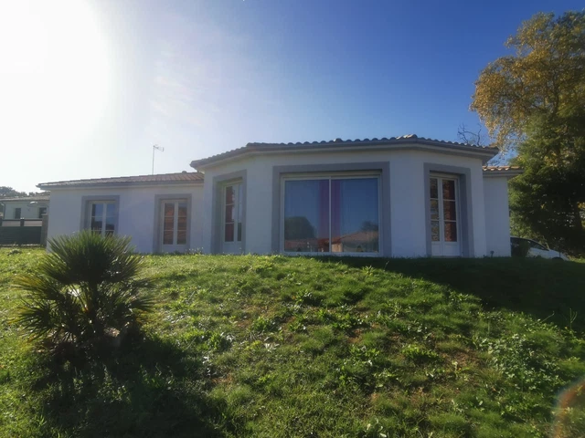 Maison plain pied 4 pièces 126 m²