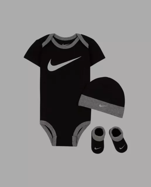 Nike Newborn 0-6 Month Bodysuit Beanie Bootie 3-Piece Set