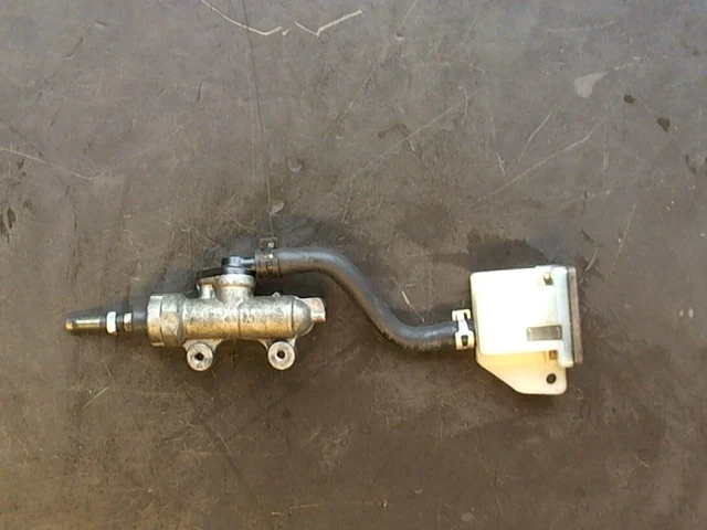 POMPA FRENI POSTERIORE Suzuki GSX R 750 1996-1999 1998 #27523