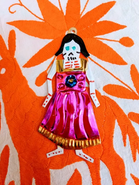 Mexican Tin Folk Art Day Of The Dead Tin Skeleton La Mujer