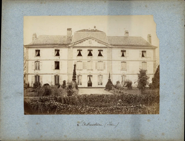 Tirage Albuminé Vintage 'La Vache, Le Château' Environs De Valence, France Circa 1880 - 32x24,5 Cm