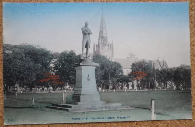 Singapore Postcard "Statue of Sir Stamford Raffles, Singapore" (14)