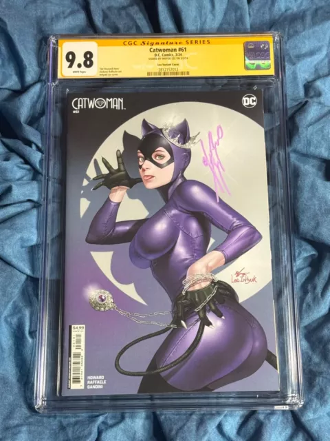 CGC SS 9.8~Catwoman #61~Variant~SIGNED Inhyuk Lee~Batman Dark Knight foe~purple