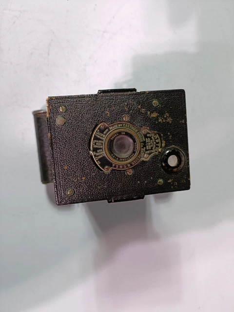 Fotocamera Vintage venduta come NON FUNZIONANTE