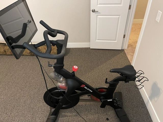 peloton indoor trainer