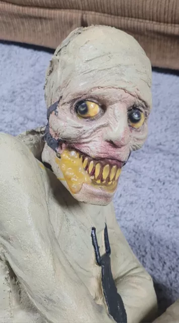 Morbid Industries Spirit Halloween 2005 Russian Sleep Experiment Spasm Prop Work