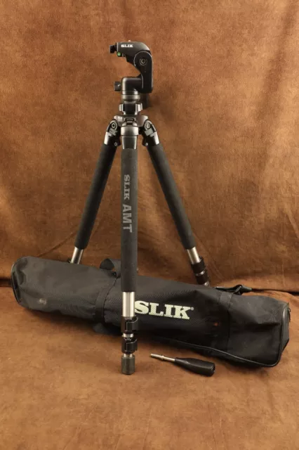 Slik Pro 700 DX Camera Tripod with 700DX 3-Way Pan-and-Tilt Head w/Carrying Case