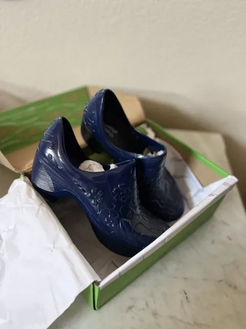 DANSKO Pixie Molded EVA Waterproof Clogs Slip-on Shoes Periwinkle Blue 38 7.5 8