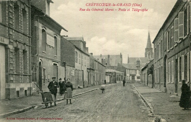 Carte CREVECOEUR LE GRAND Rue du Général Moret Poste et Télégraphe Le cantonnier