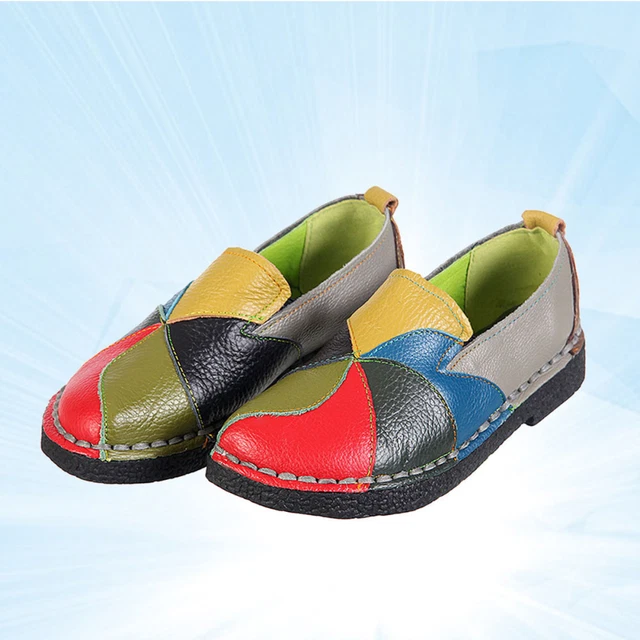 Chaussures pour femmes en cuir de couleur rétro de style ethnique de grande