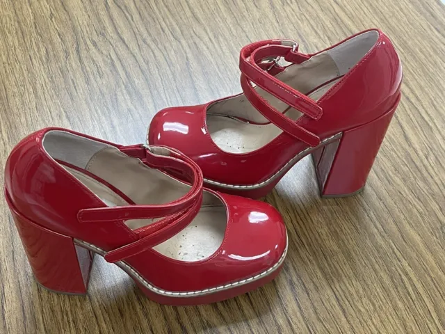 Steve Madden Women’s Red Patent High Block 3” Heel Pumps Size 6.5M