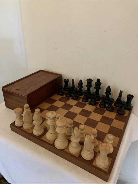 VINTAGE WOODEN CHESS Set with box and board £27.00 - PicClick UK