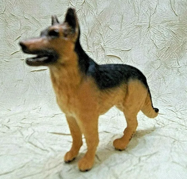 German Shepard Dog 2001 Figure Safari Ltd Toys Educational Figurine Collectable