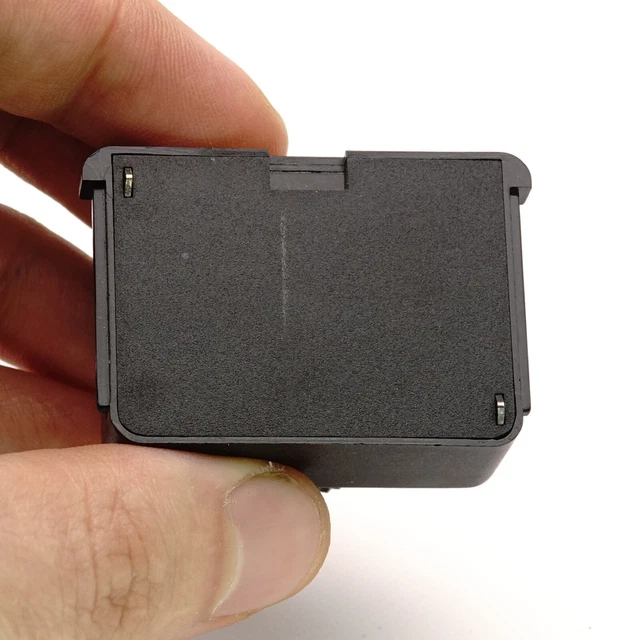 Metz Blitz Adapter SCA 300 Flash Universal mit Mittenkontakt für Blitzgerät